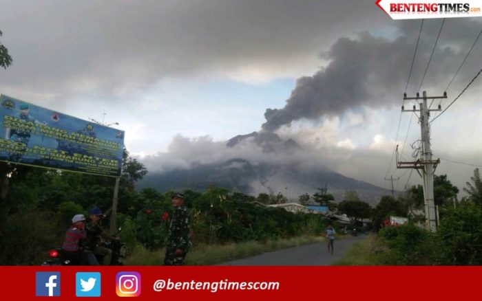 Gunung Sinabung Meletus Lagi Dengan Ketinggian Kolom Sekitar 7000 M